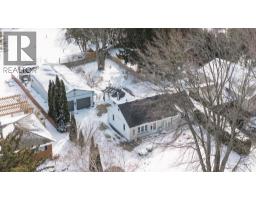 412 GREGORY DRIVE East, Chatham, Ontario