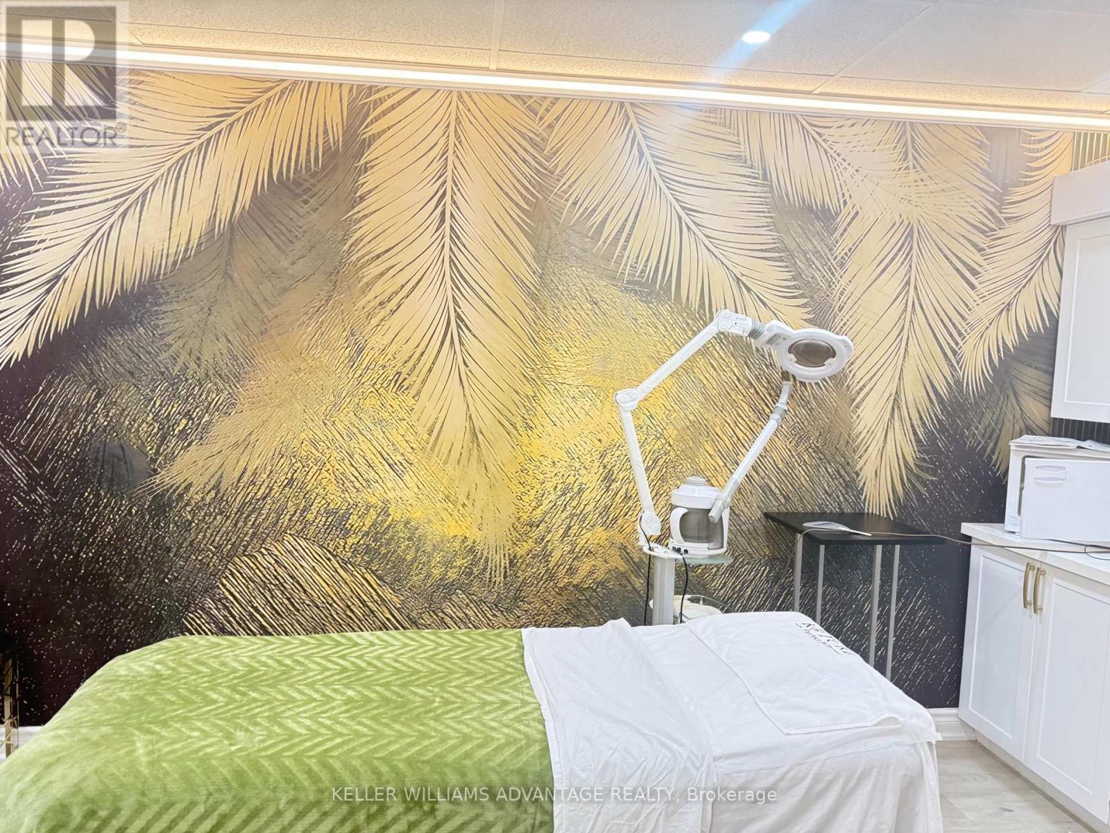 75 International Boulevard, Toronto, Ontario  M9W 6L9 - Photo 2 - W12707886