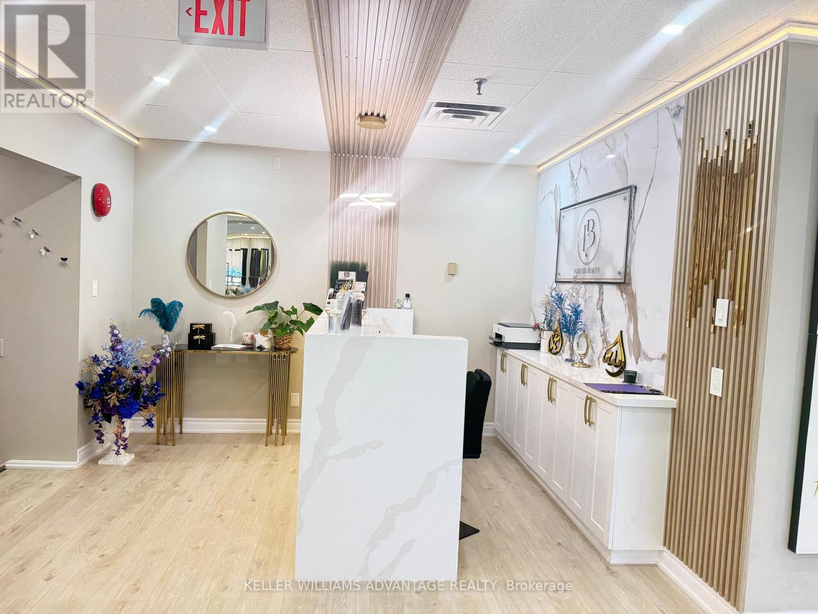 75 International Boulevard, Toronto, Ontario  M9W 6L9 - Photo 8 - W12707886