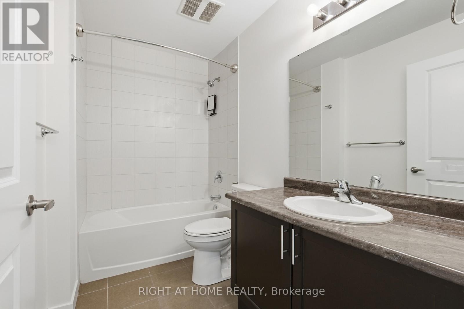 334 - 125 Shoreview Place, Hamilton, Ontario  L8E 0K3 - Photo 14 - X12707900