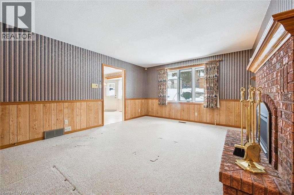 18 Woodview Court, Kitchener, Ontario  N2A 3E6 - Photo 8 - 40796298