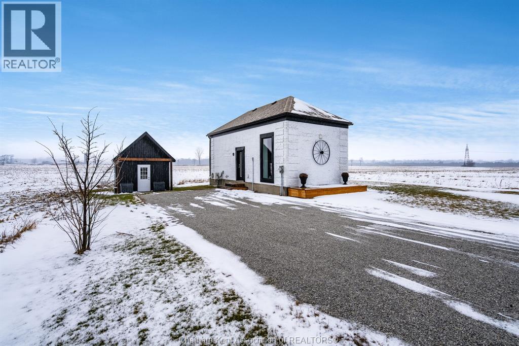 MLS# 26000488: 29060 Jane ROAD, Thamesville, Canada