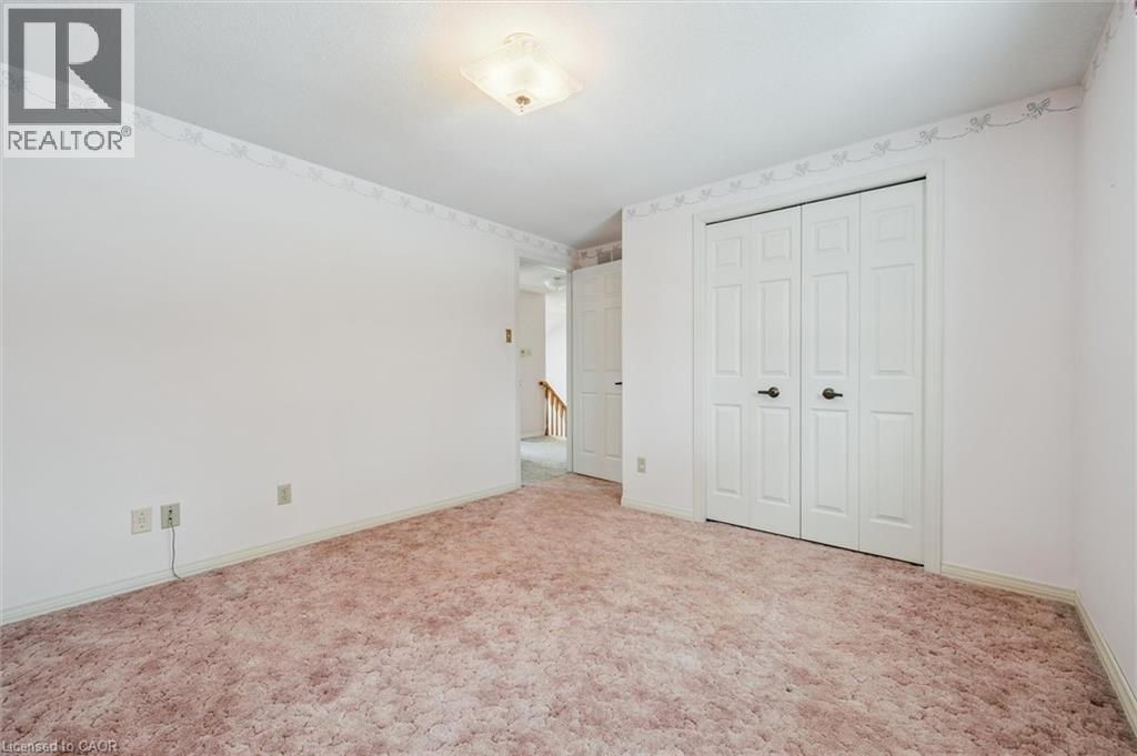 18 Woodview Court, Kitchener, Ontario  N2A 3E6 - Photo 25 - 40796298