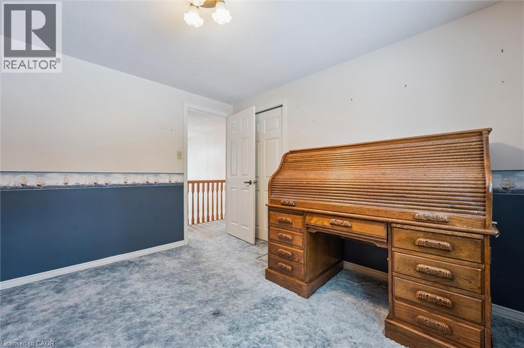 18 Woodview Court, Kitchener, Ontario  N2A 3E6 - Photo 23 - 40796298