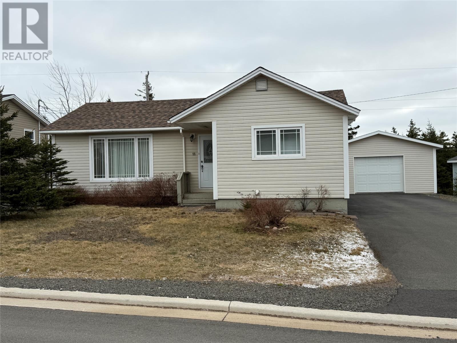 18 Thompson Street, Marystown, Newfoundland & Labrador  A0E 2M0 - Photo 2 - 1293863