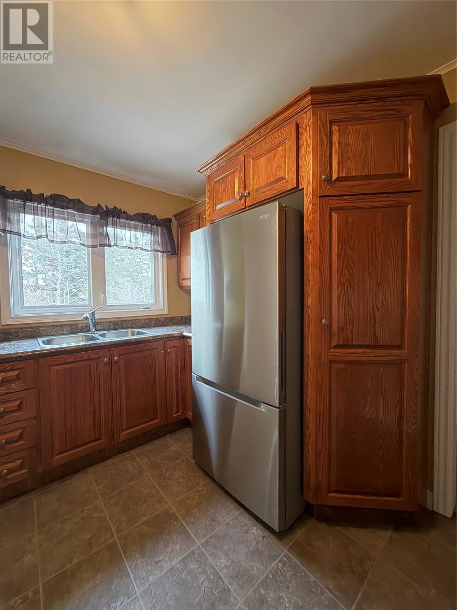 18 Thompson Street, Marystown, Newfoundland & Labrador  A0E 2M0 - Photo 9 - 1293863