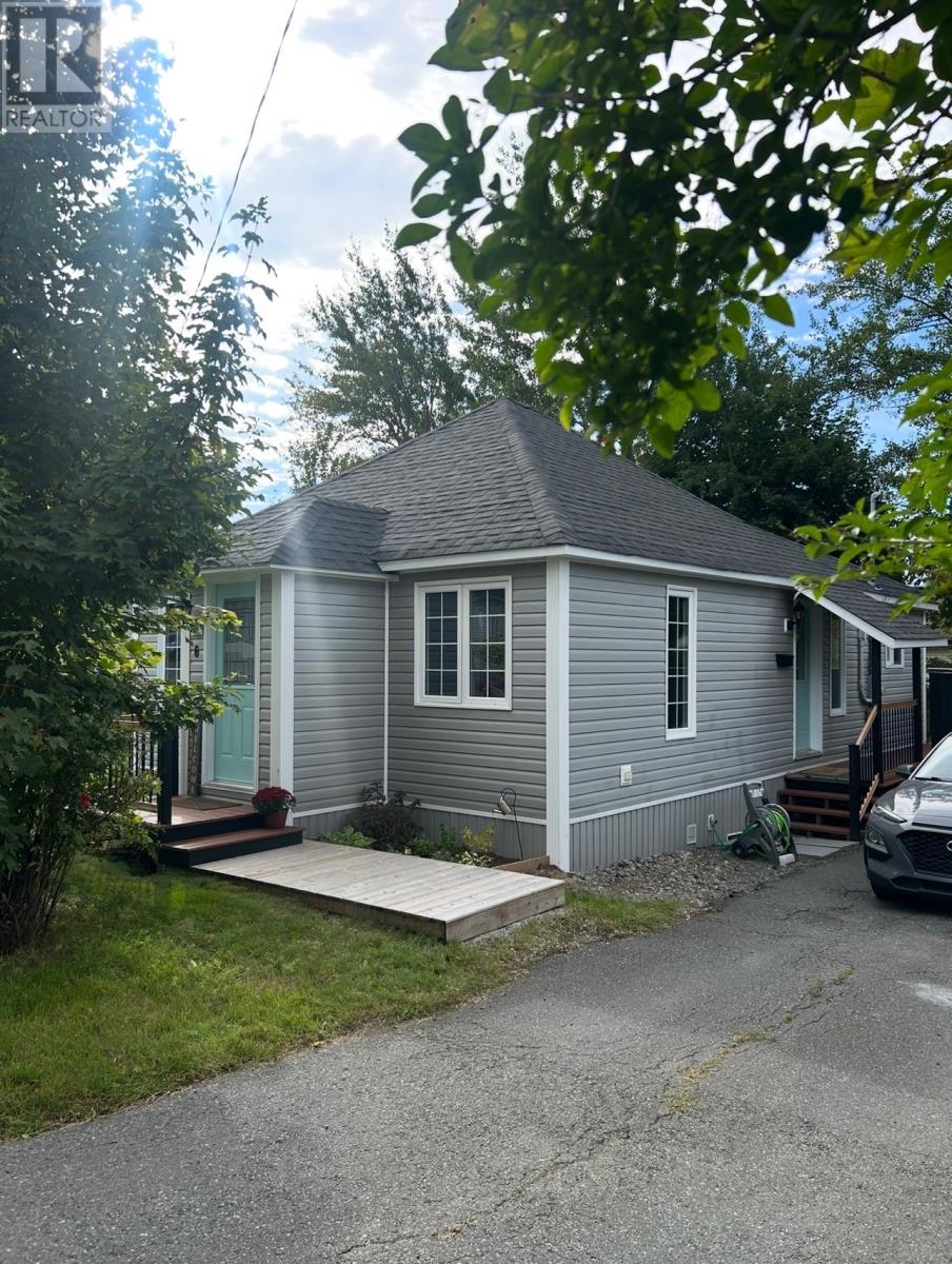 6 Exploits Avenue, Grand Falls-Windsor, Newfoundland & Labrador  A2A 1M2 - Photo 3 - 1293858