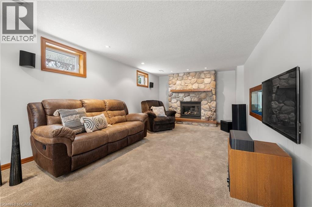 212 Winfield Avenue, Waterloo, Ontario  N2J 3M9 - Photo 19 - 40799352