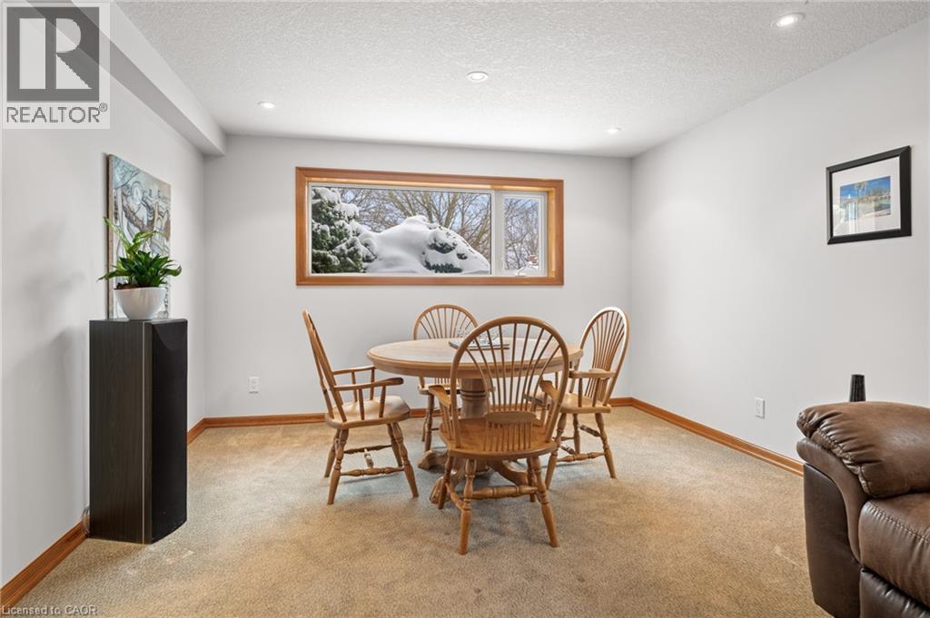 212 Winfield Avenue, Waterloo, Ontario  N2J 3M9 - Photo 22 - 40799352