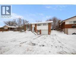212 WINFIELD Avenue, Waterloo, Ontario