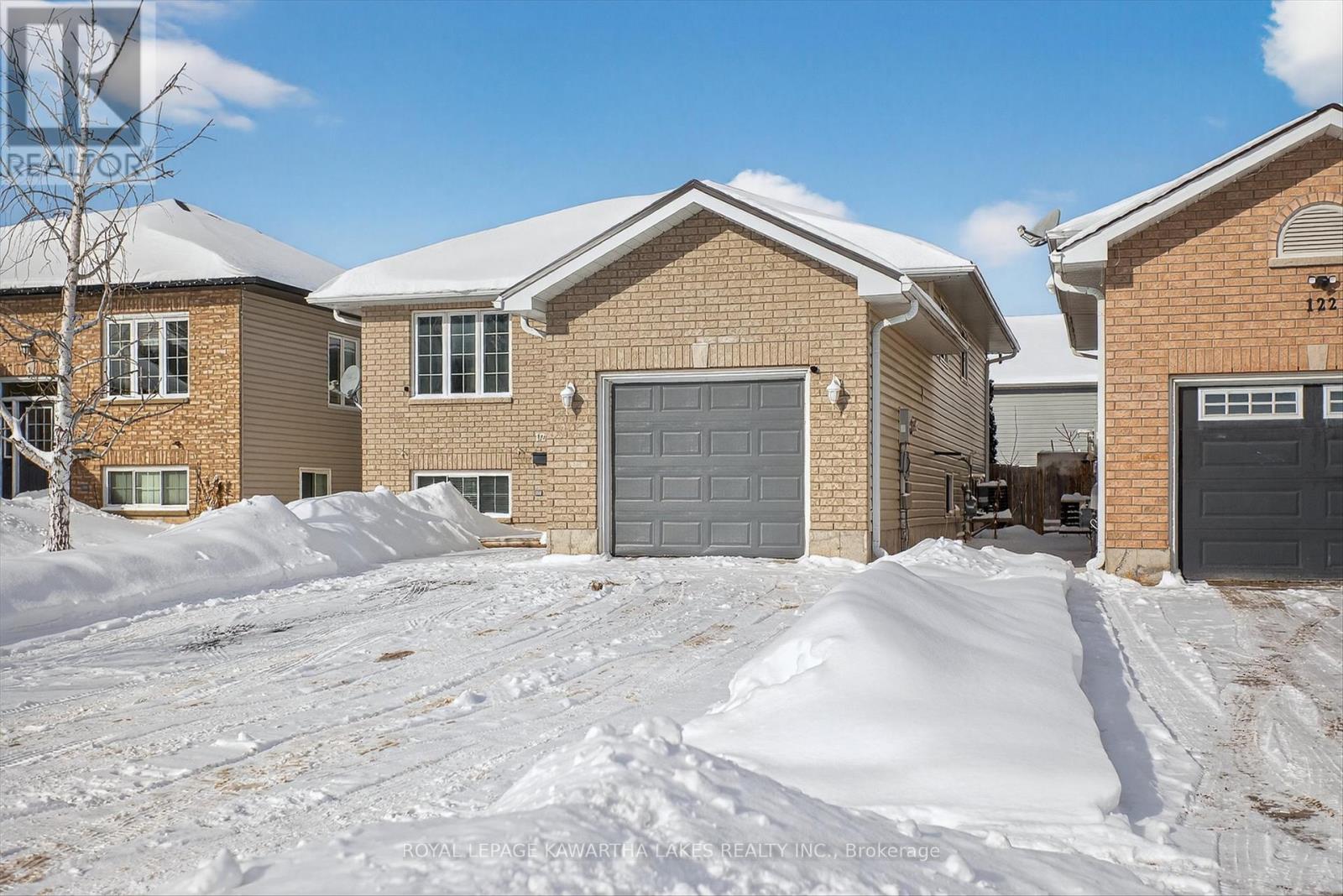 124 Mary Street W, Kawartha Lakes, Ontario  K9V 0B8 - Photo 2 - X12707986