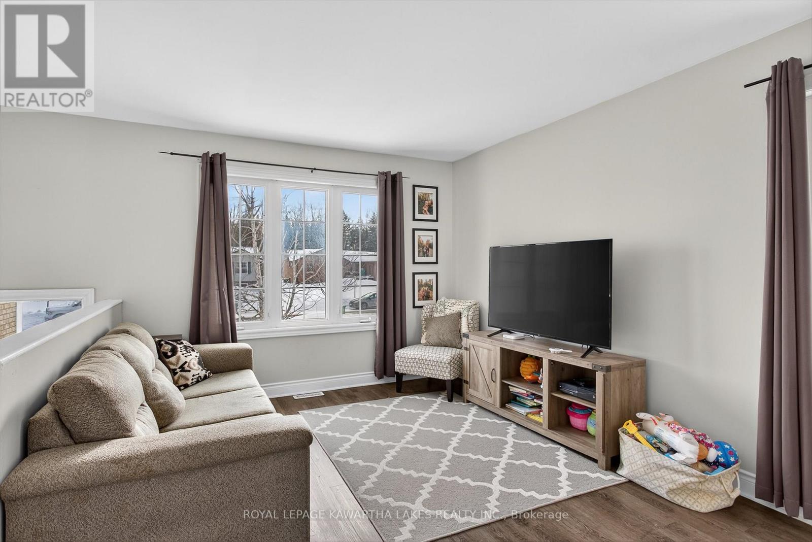 124 Mary Street W, Kawartha Lakes, Ontario  K9V 0B8 - Photo 6 - X12707986