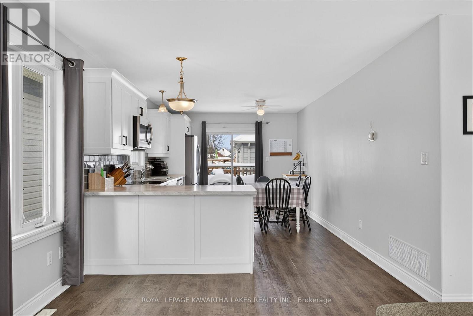 124 Mary Street W, Kawartha Lakes, Ontario  K9V 0B8 - Photo 7 - X12707986