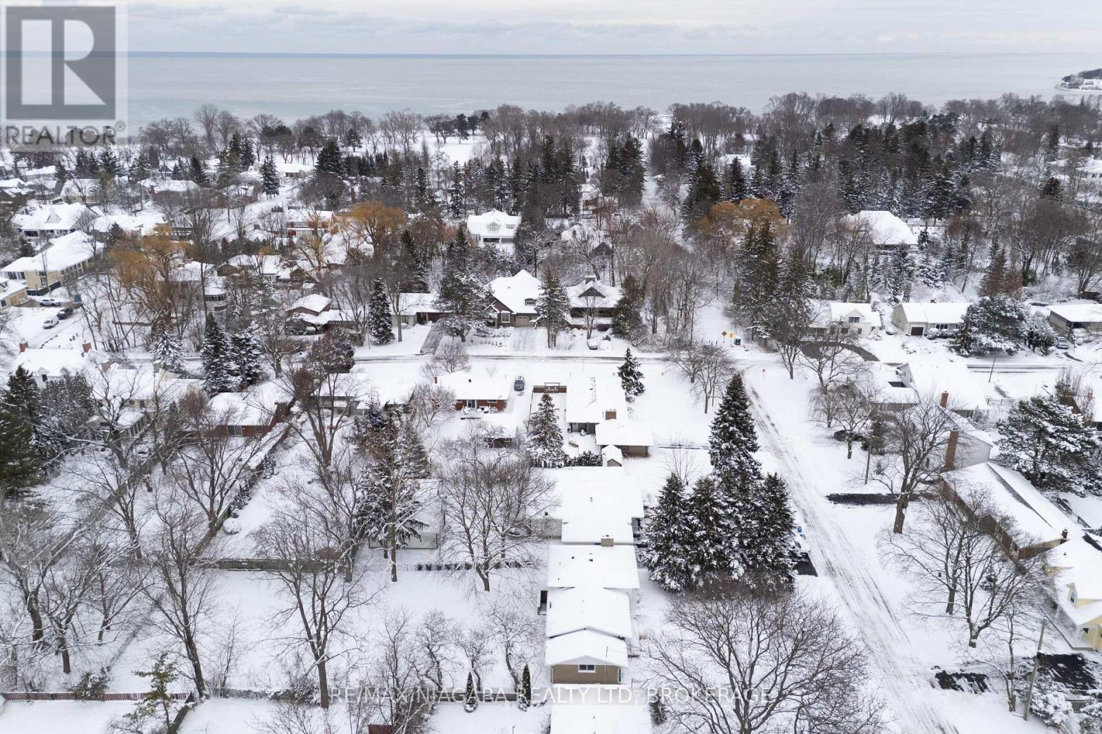 315 Butler Street, Niagara-On-The-Lake, Ontario  L0S 1J0 - Photo 3 - X12694850