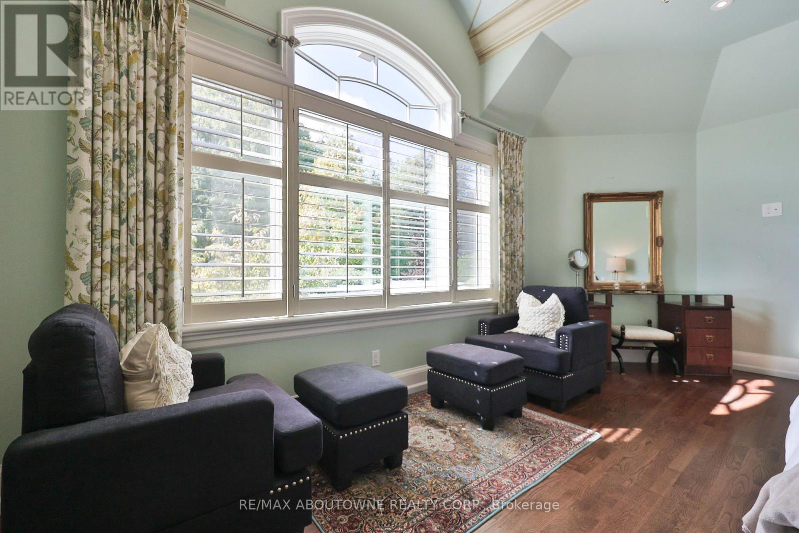 342 Pomona Avenue, Burlington, Ontario  L7N 1T5 - Photo 24 - W12466088