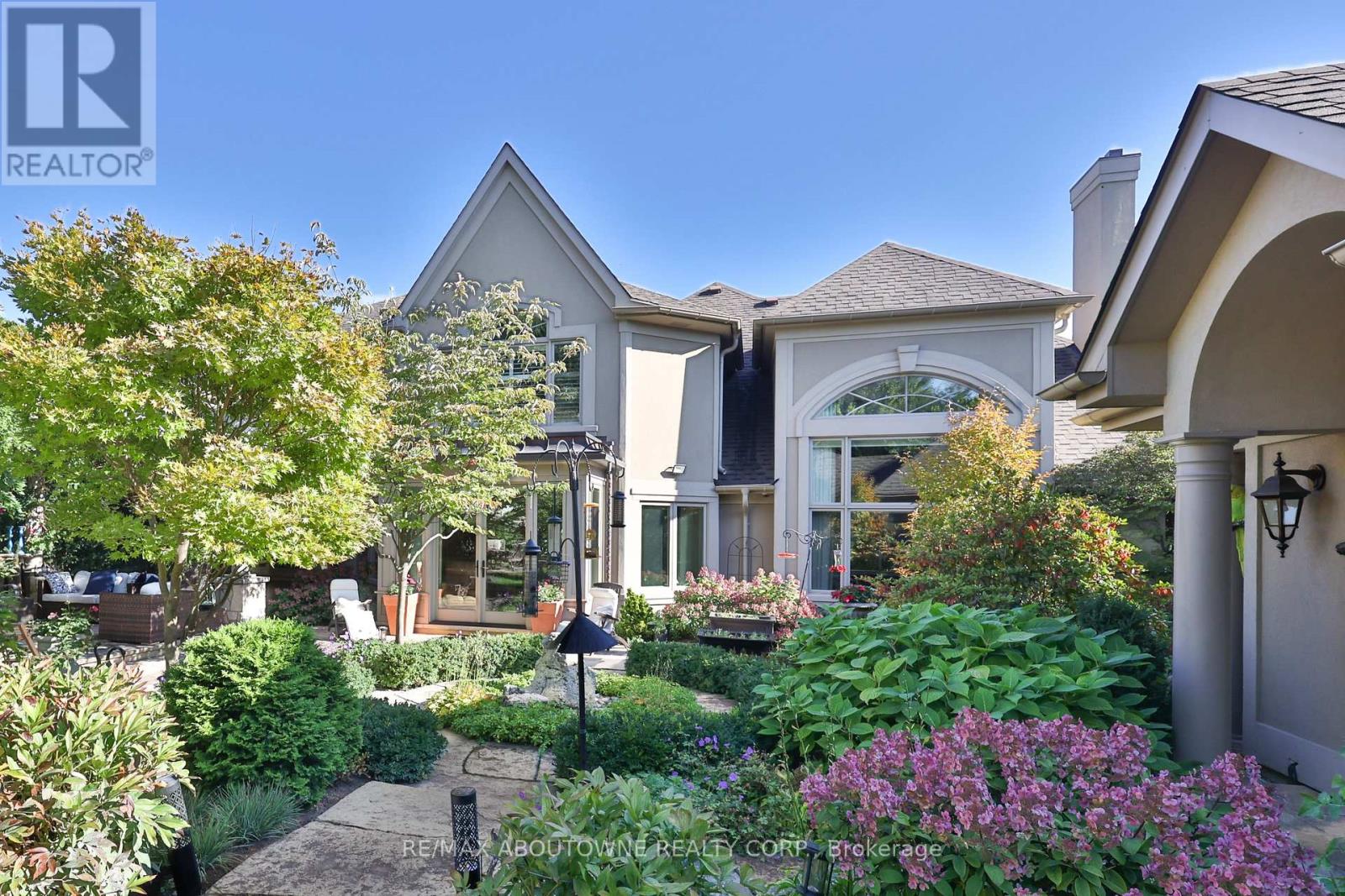 342 Pomona Avenue, Burlington, Ontario  L7N 1T5 - Photo 41 - W12466088