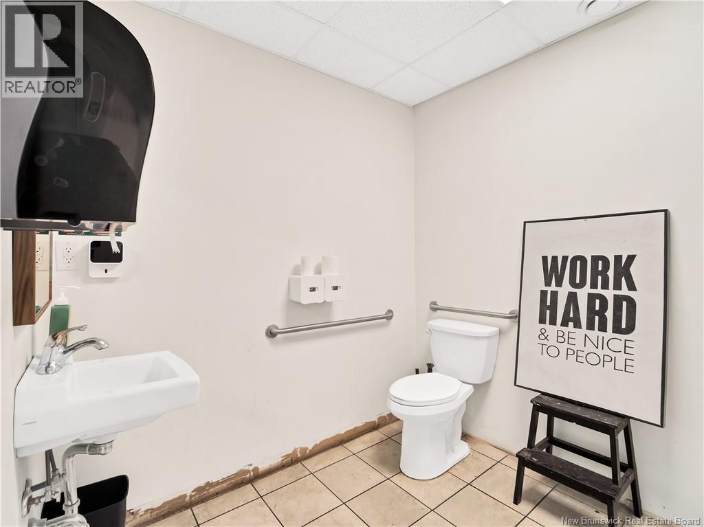 364 St. George, Moncton, New Brunswick  E1C 1X2 - Photo 18 - NB132350