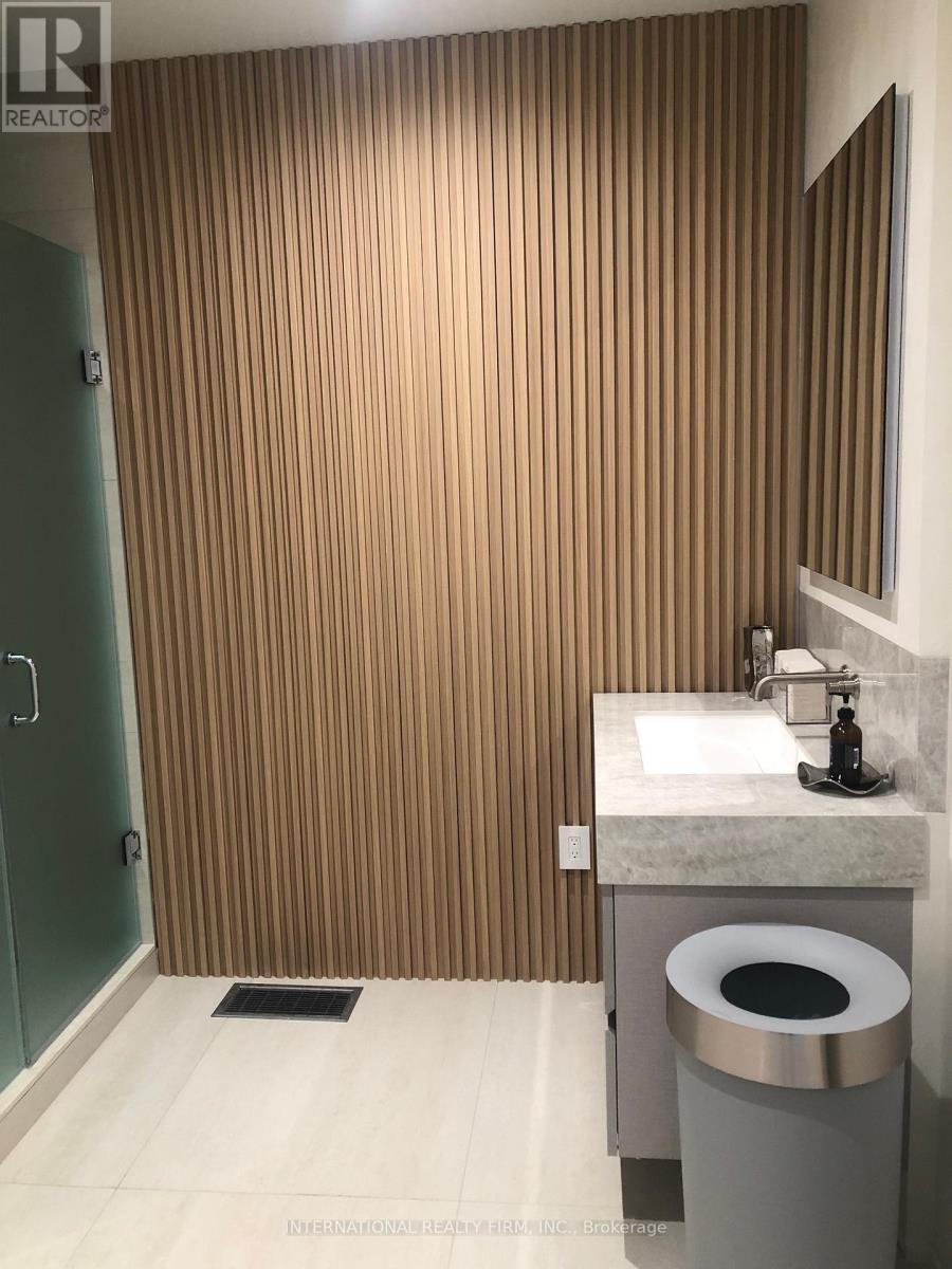 1519 O Connor Drive, Toronto, Ontario  M4B 2V5 - Photo 6 - E12707944