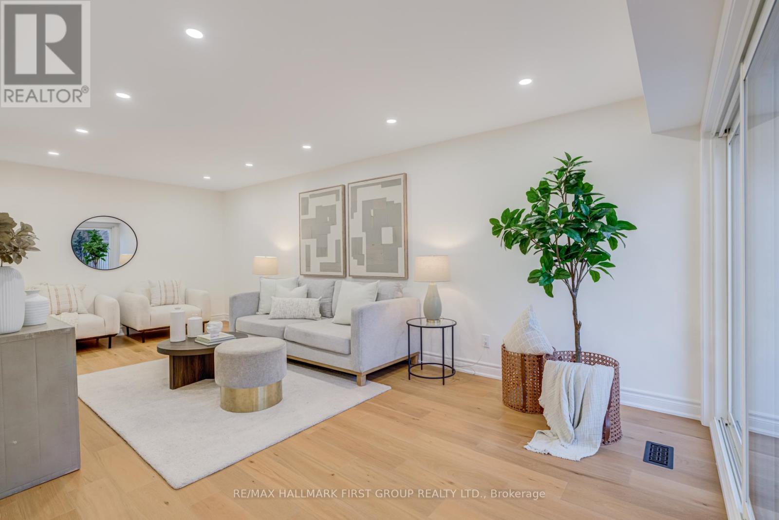 55 - 925 Bayly Street, Pickering, Ontario  L1W 1L4 - Photo 3 - E12707954