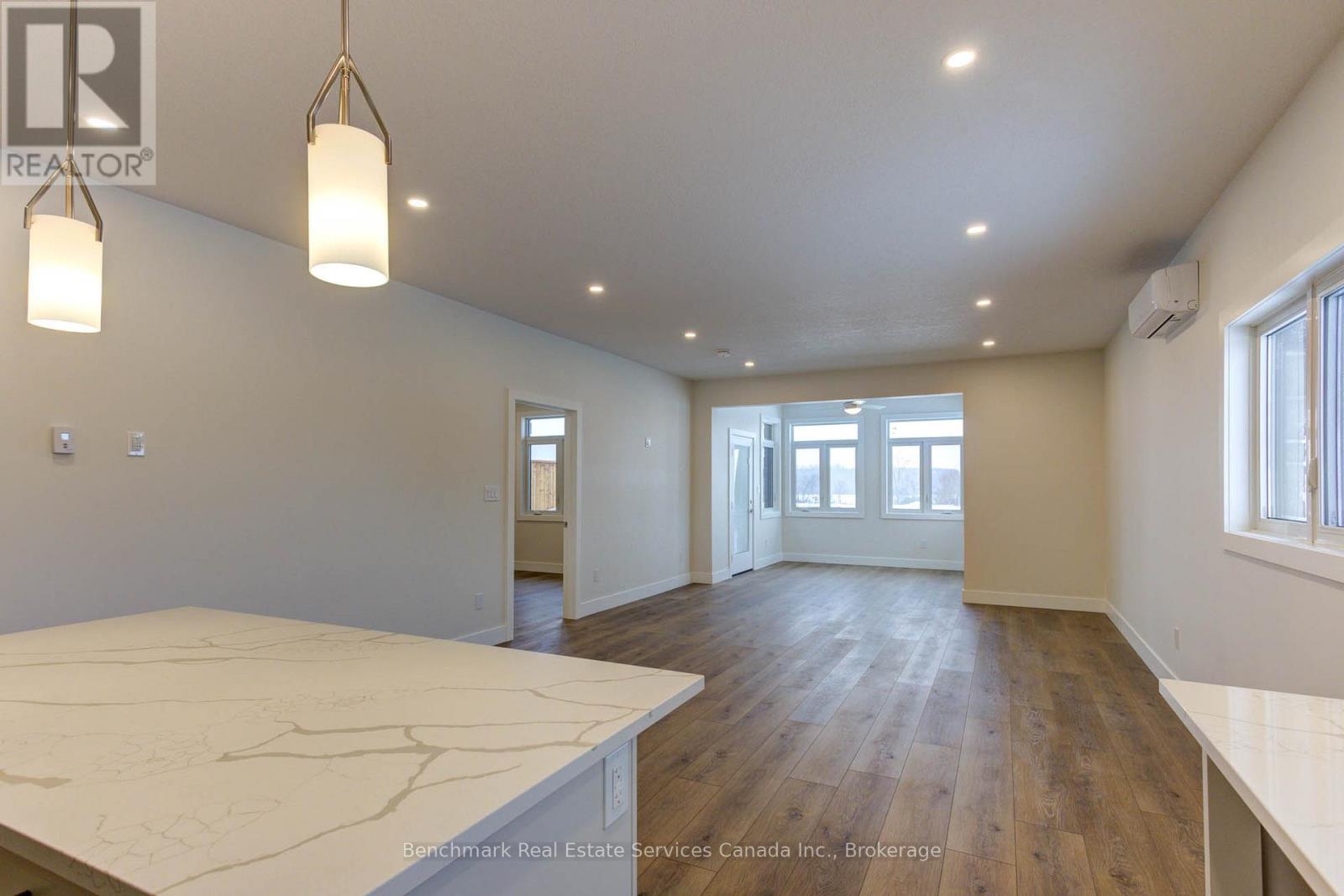 53 Cavalier Crescent, Huron-Kinloss, Ontario  N0G 2R0 - Photo 15 - X12314383