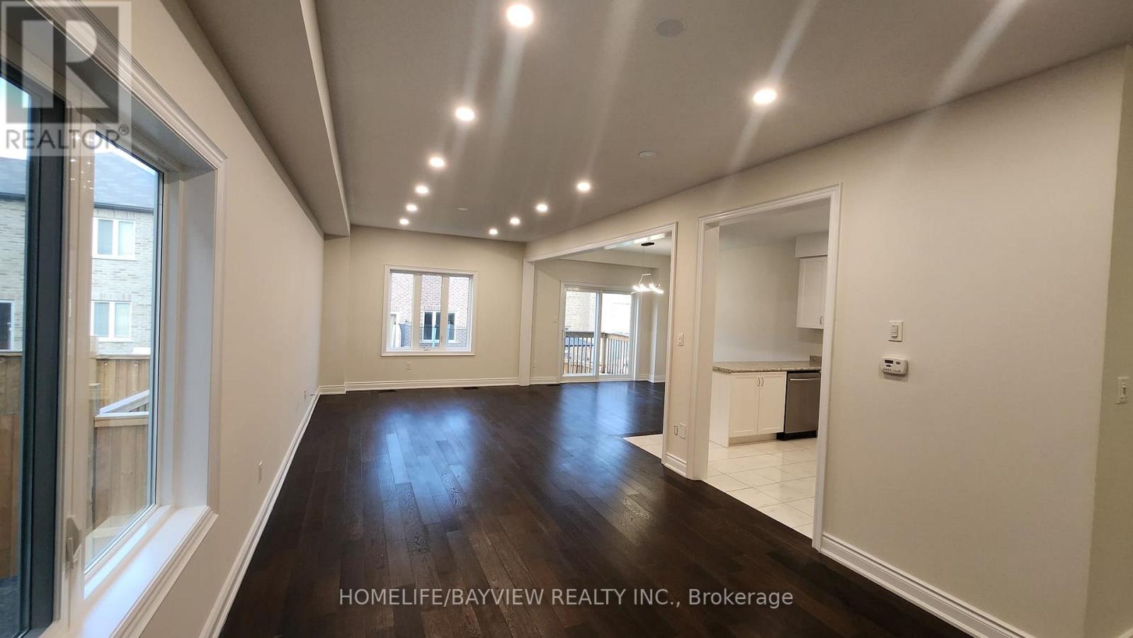 1263 Peelar Crescent, Innisfil (Lefroy), Ontario  L0L 1W0 - Photo 4 - N12707908