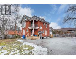 12 VINCENT STREET, Newmarket, Ontario