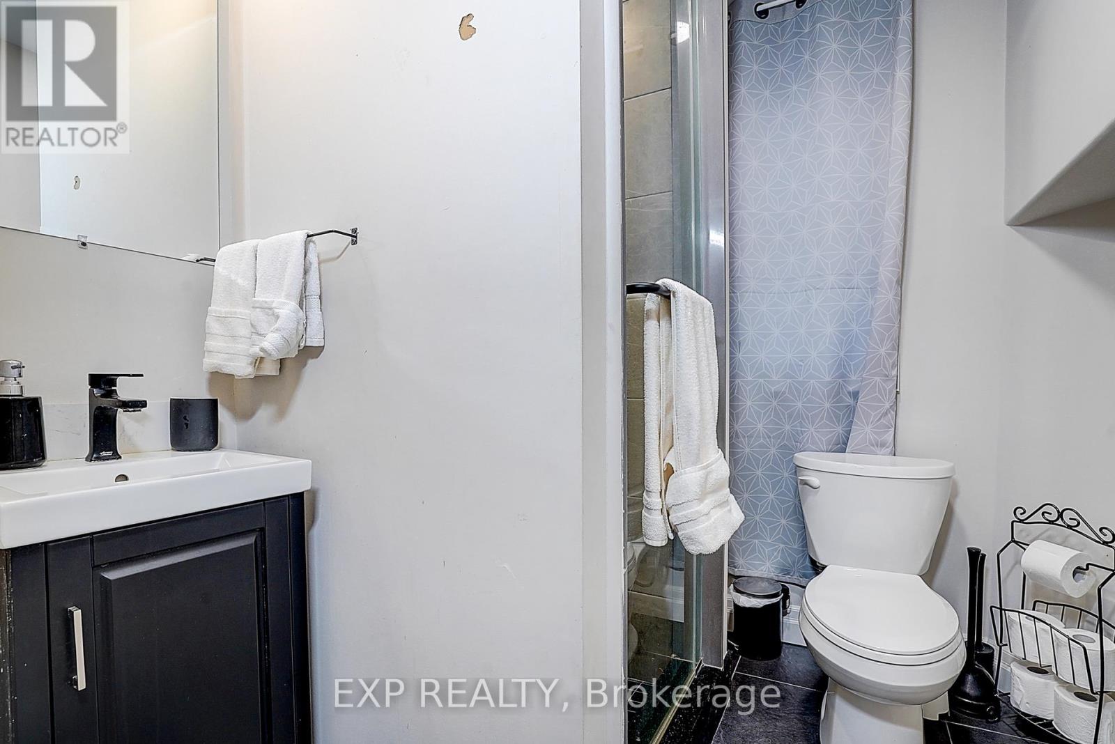 12 Vincent Street, Newmarket, Ontario  L3Y 4G2 - Photo 17 - N12707968