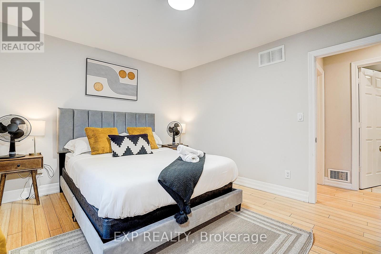 12 Vincent Street, Newmarket, Ontario  L3Y 4G2 - Photo 27 - N12707968