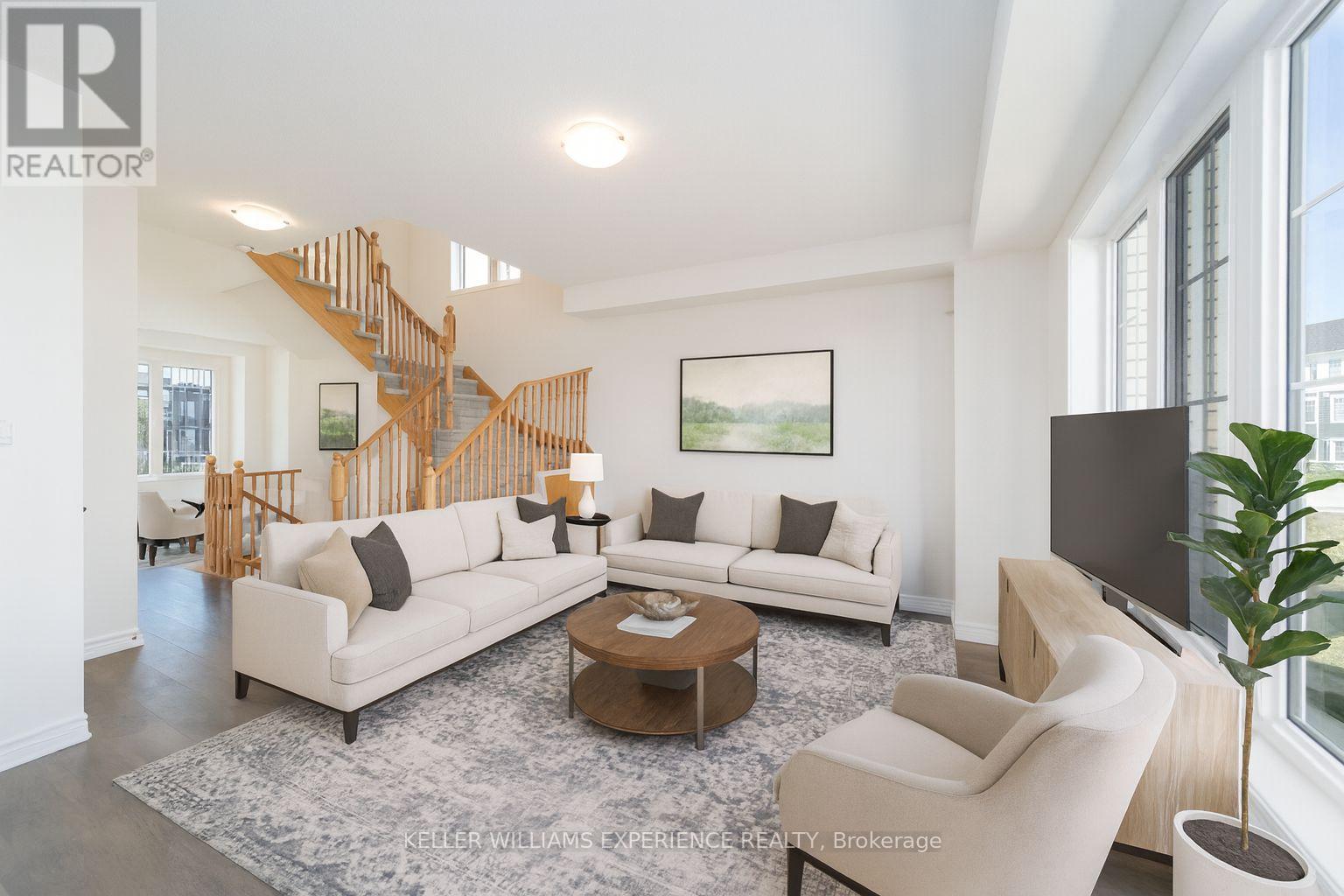 4 Shapira Avenue, Wasaga Beach, Ontario  L9Z 0K1 - Photo 3 - S12707928