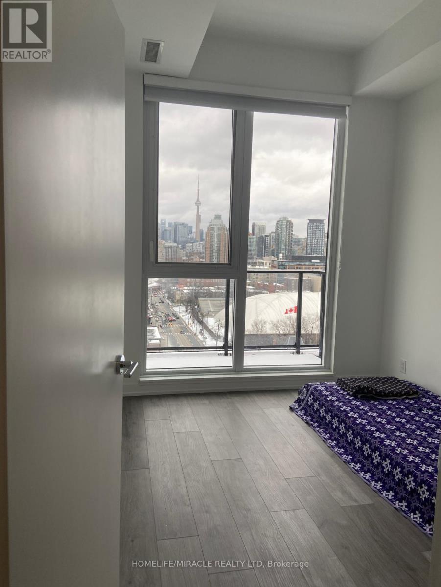 1307 - 1182 King Street W, Toronto, Ontario  M6K 1E6 - Photo 2 - W12705580