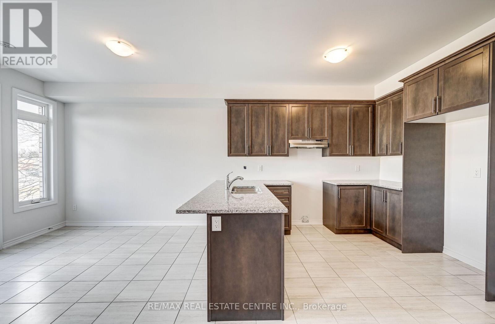 65 Gemma Place, Brampton, Ontario  L6Z 0J6 - Photo 13 - W12707910