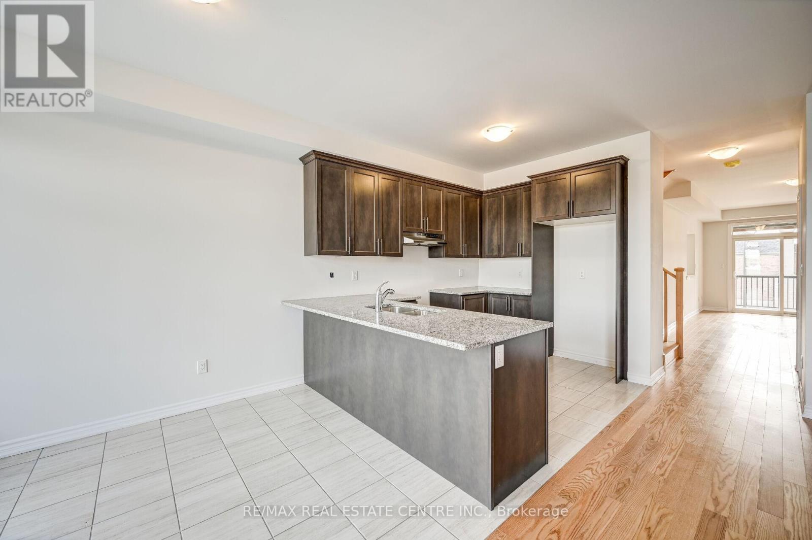 65 Gemma Place, Brampton, Ontario  L6Z 0J6 - Photo 15 - W12707910