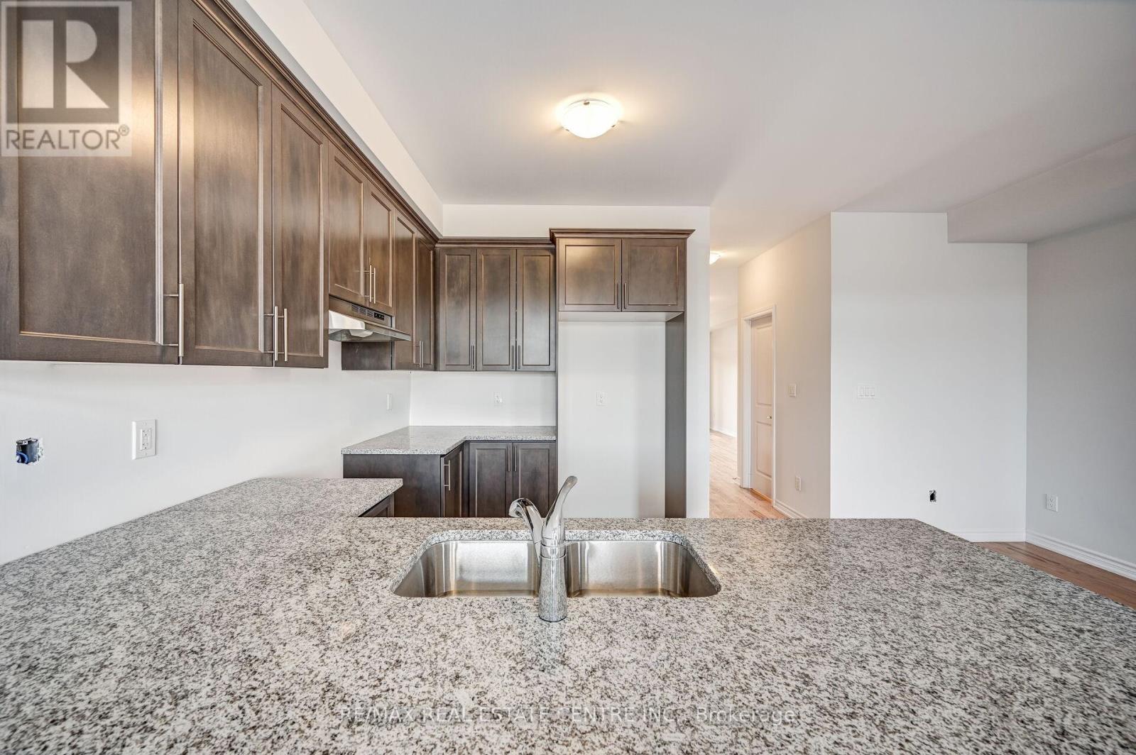 65 Gemma Place, Brampton, Ontario  L6Z 0J6 - Photo 16 - W12707910