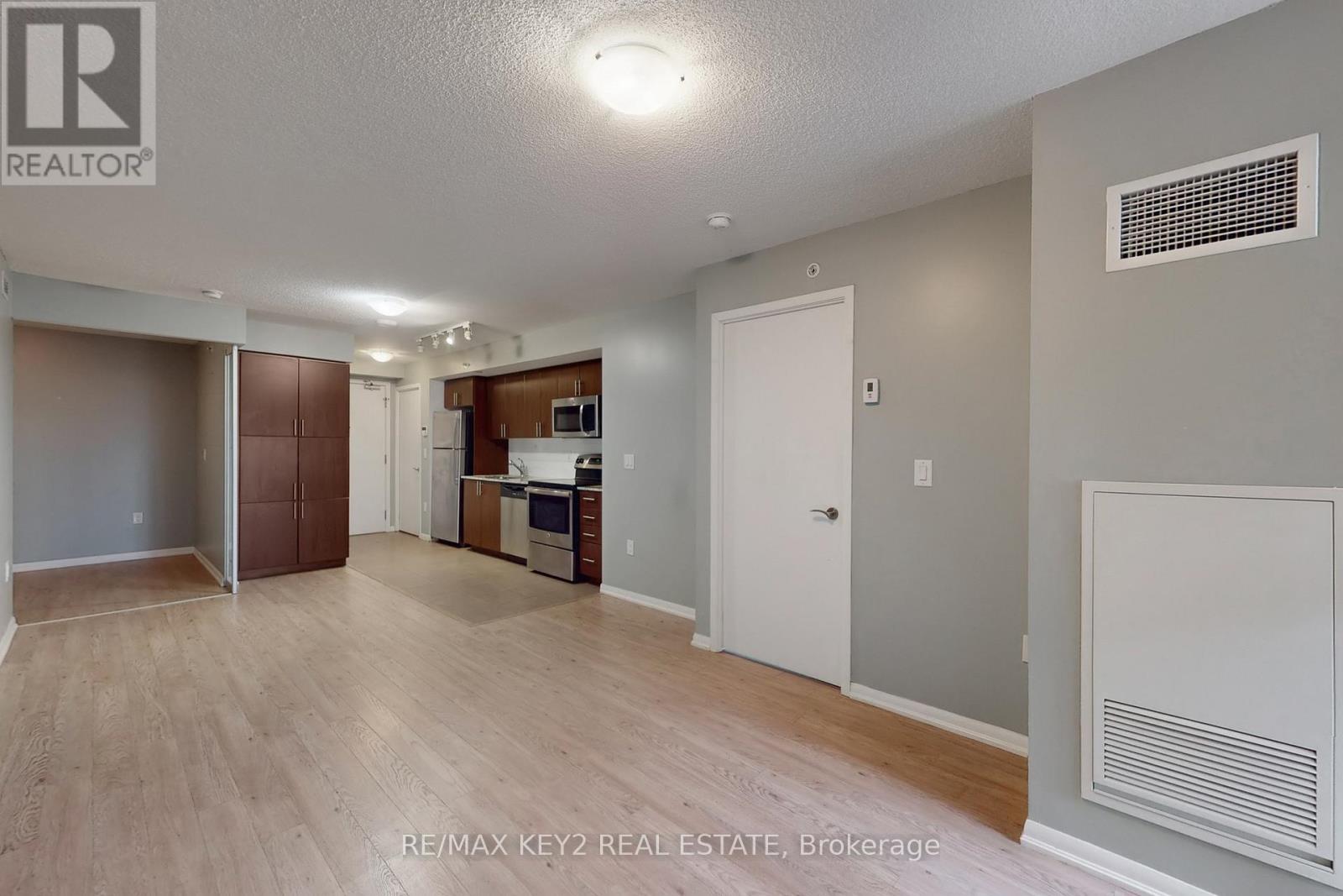 503 - 830 Lawrence Avenue W, Toronto, Ontario  M6A 1C3 - Photo 7 - W12707978