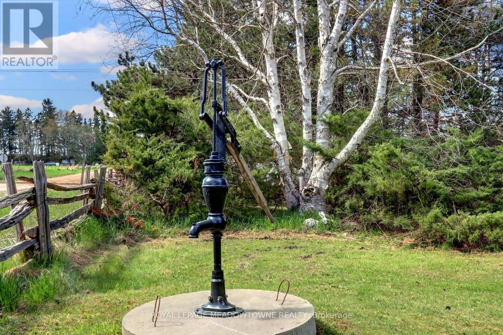 5977 Fifth Line, Erin, Ontario  N0B 1Z0 - Photo 40 - X12353247