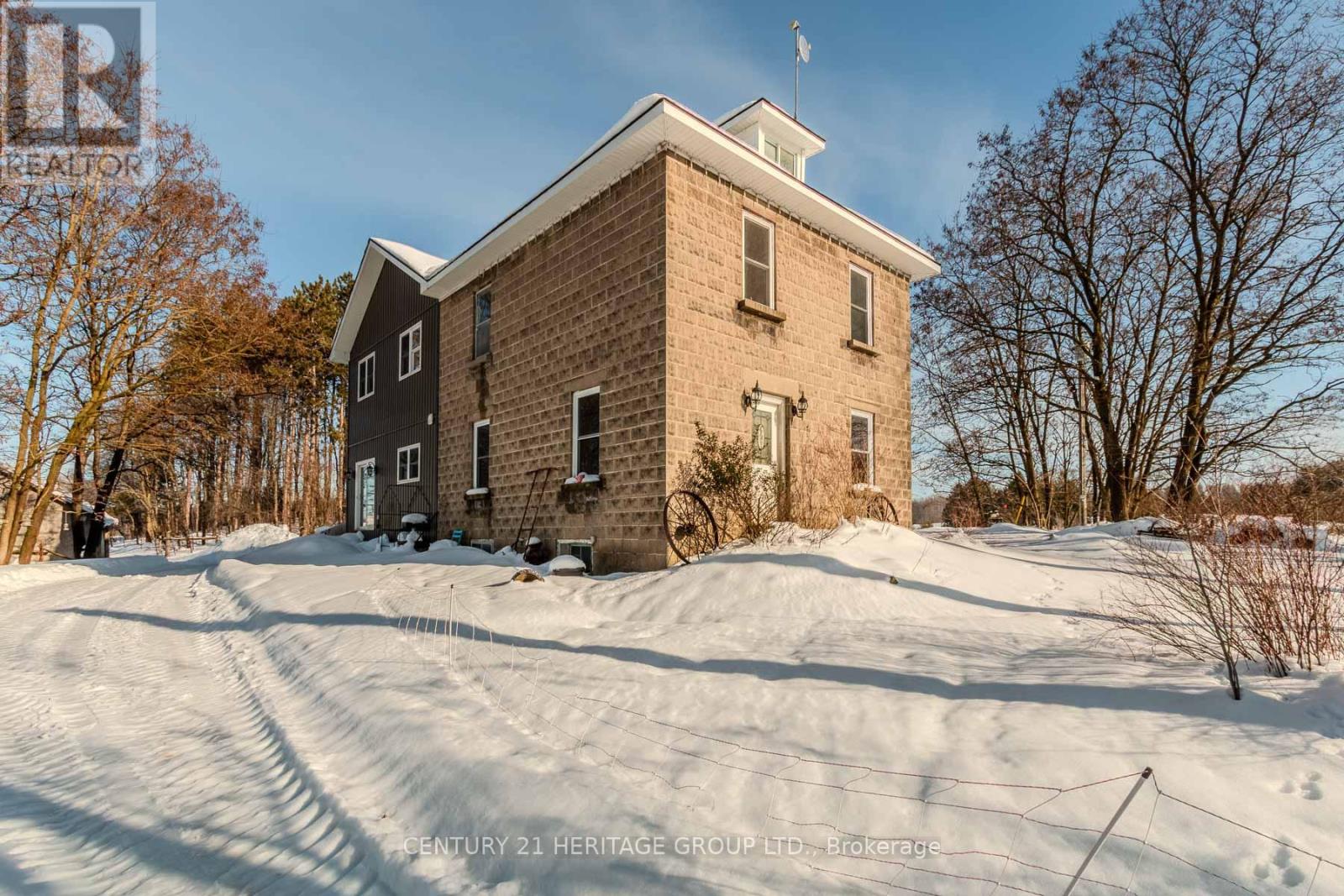 797177 East Back Line, Chatsworth, Ontario  N0H 1R0 - Photo 1 - X12707946