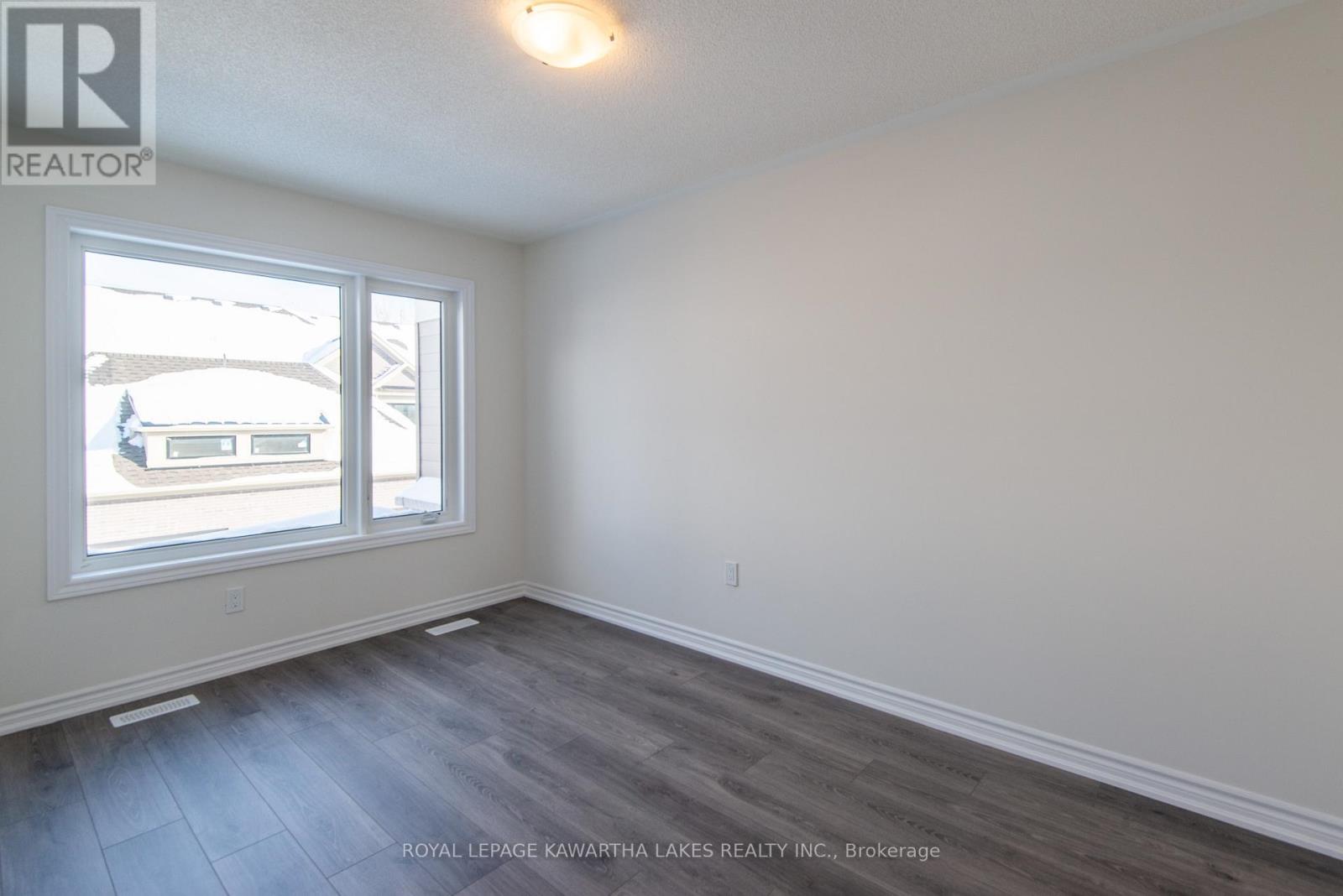 73 Watts Mews, Kawartha Lakes, Ontario  K9V 5V4 - Photo 19 - X12708052