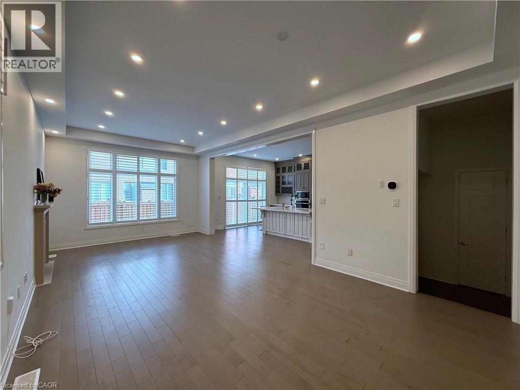 470 Violet Gate Unit# Upper, Milton, Ontario  L9E 1X3 - Photo 5 - 40770700