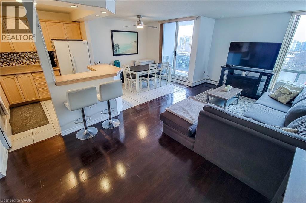 75 Glenburn Court Unit# 905, Hamilton, Ontario  L8E 1C1 - Photo 3 - 40799130