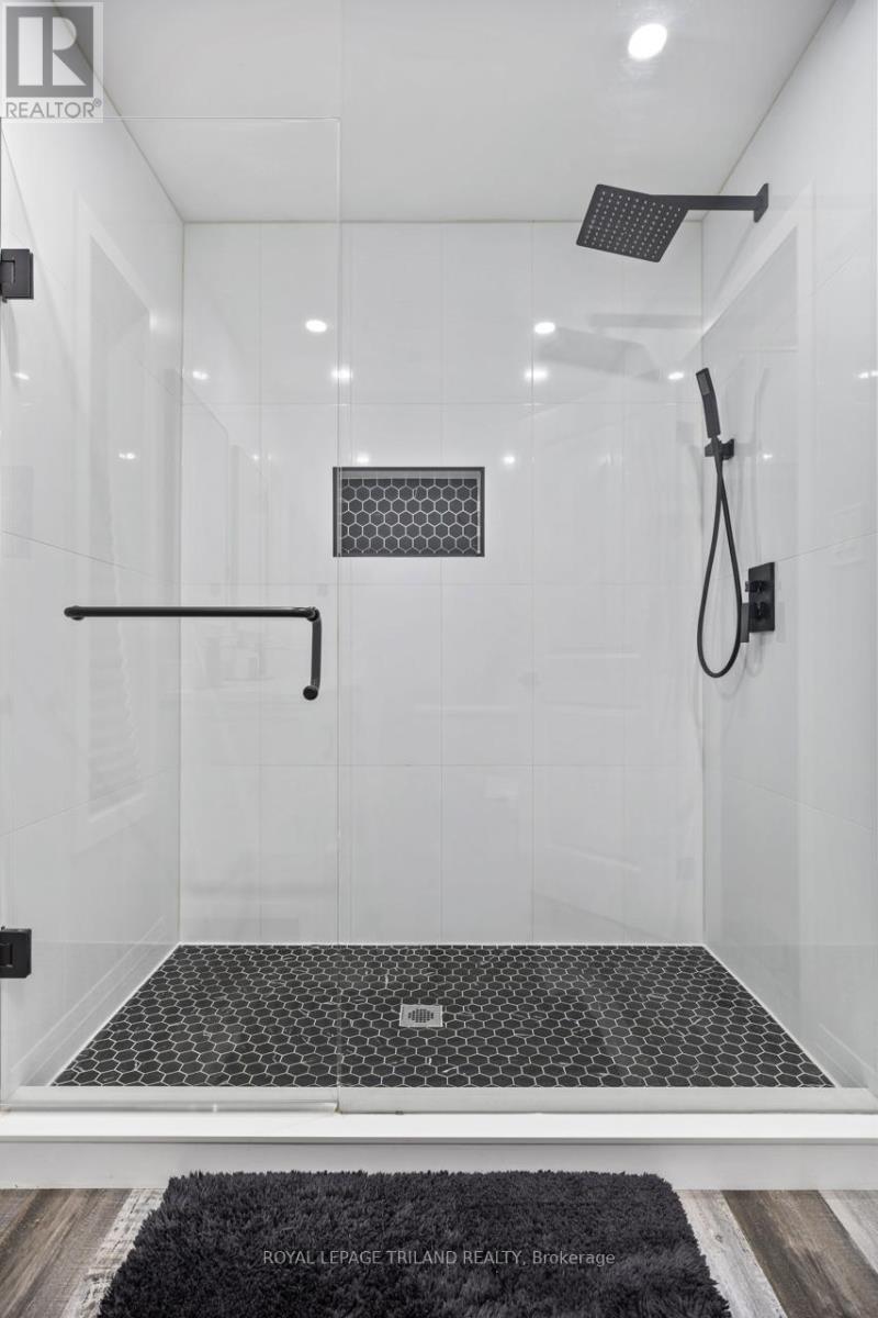 3 Mary Street E, St. Thomas, Ontario  N5R 2V7 - Photo 11 - X12708026