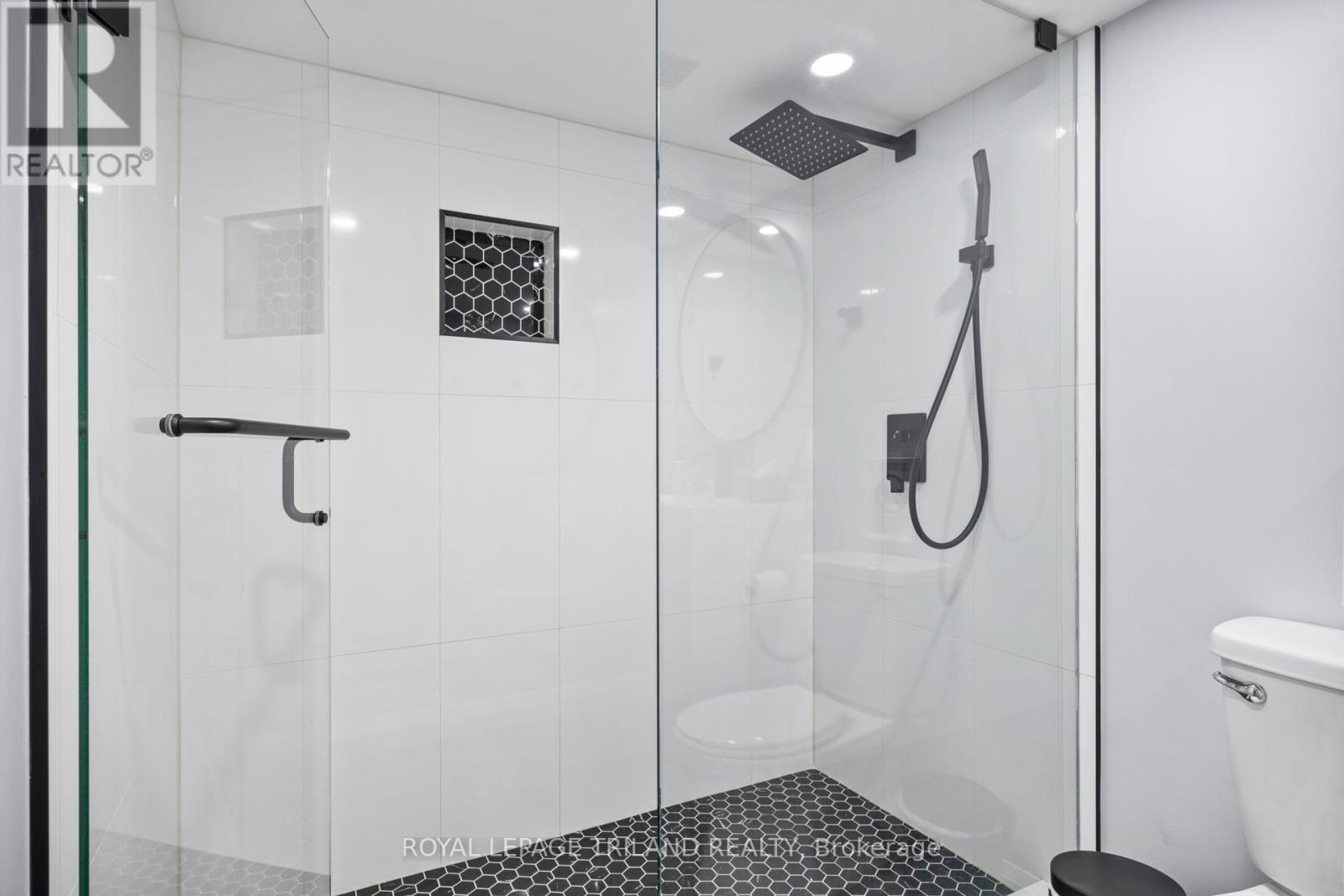 3 Mary Street E, St. Thomas, Ontario  N5R 2V7 - Photo 27 - X12708026