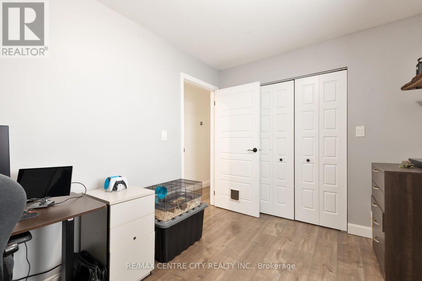 245 Elm Street W, Chatham-Kent, Ontario  N0P 1C0 - Photo 15 - X12708092