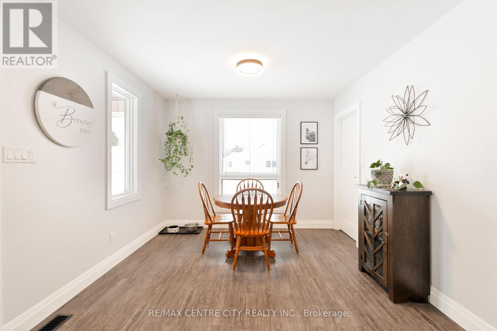 245 Elm Street W, Chatham-Kent, Ontario  N0P 1C0 - Photo 23 - X12708092