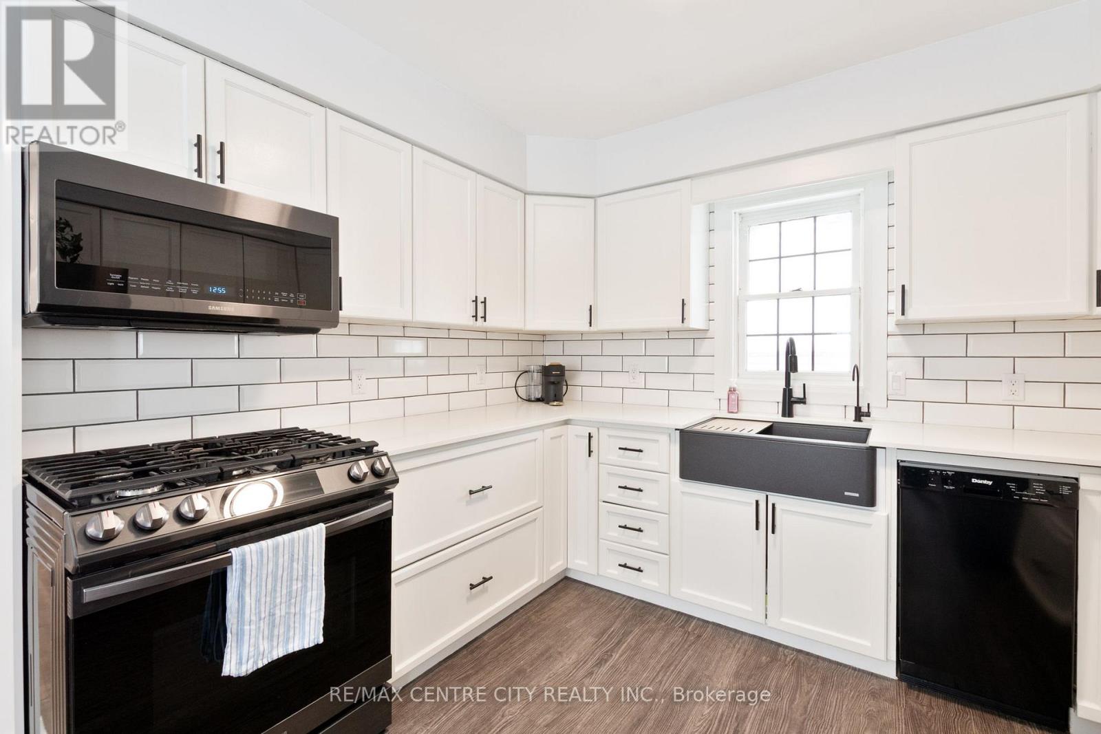 245 Elm Street W, Chatham-Kent, Ontario  N0P 1C0 - Photo 30 - X12708092