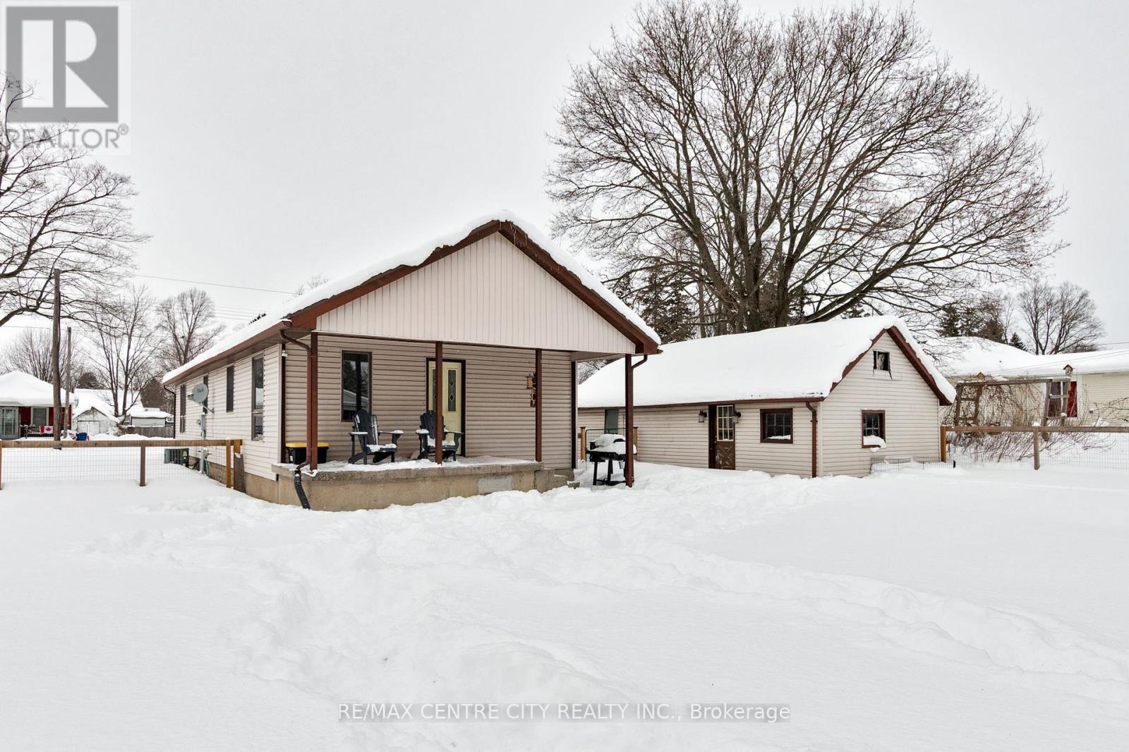 245 Elm Street W, Chatham-Kent, Ontario  N0P 1C0 - Photo 35 - X12708092