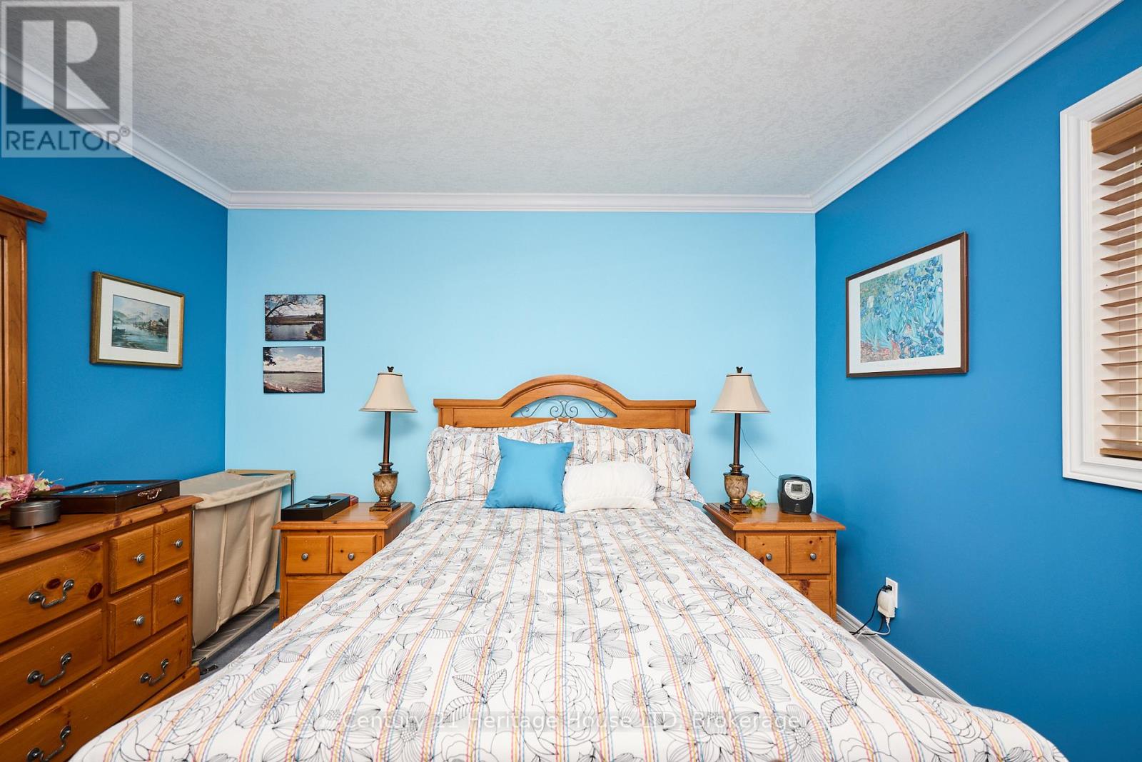 222 Dorchester Drive, Grimsby (Grimsby East), Ontario  L3M 5K8 - Photo 17 - X12708034