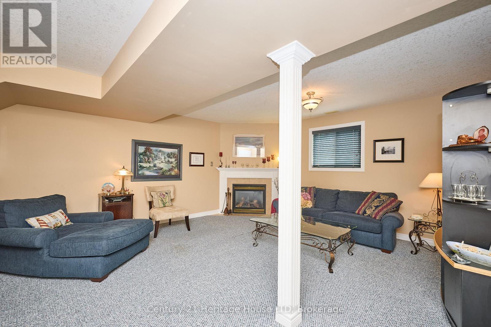 222 Dorchester Drive, Grimsby (Grimsby East), Ontario  L3M 5K8 - Photo 21 - X12708034