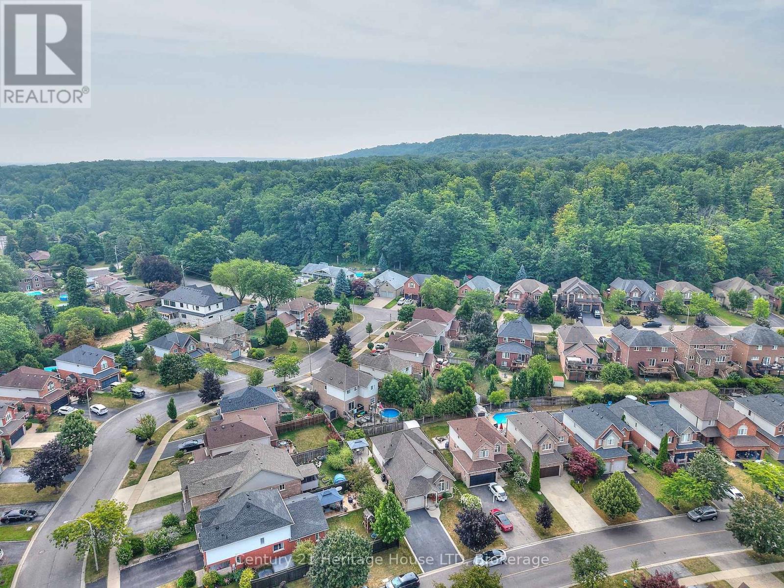 222 Dorchester Drive, Grimsby (Grimsby East), Ontario  L3M 5K8 - Photo 36 - X12708034