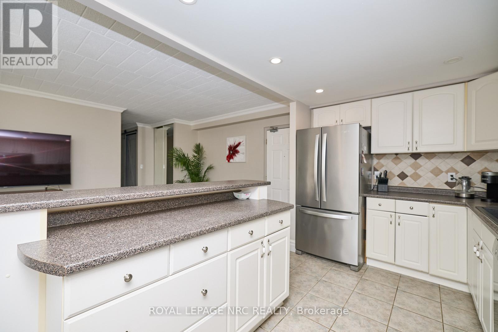 109 - 20 John Street, Grimsby, Ontario  L3M 1X5 - Photo 10 - X12708118