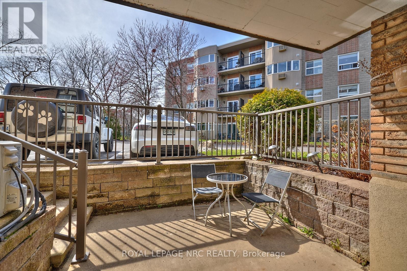 109 - 20 John Street, Grimsby, Ontario  L3M 1X5 - Photo 21 - X12708118